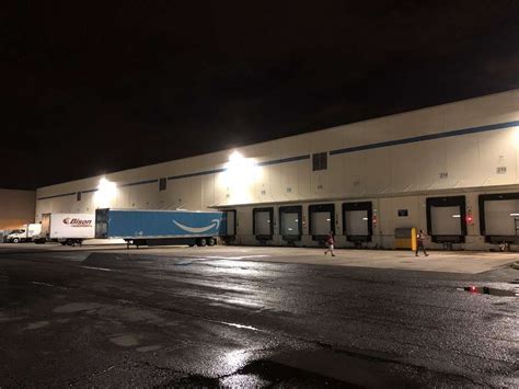 EWR8 - Amazon Warehouse is a Warehouse located in 32 Henry St, Teterboro, New Jersey, US. . Ewr8  amazon warehouse
